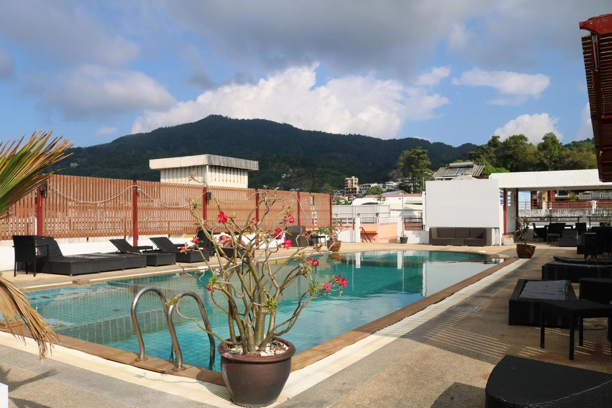 Diamond Crown Hotell Patong Eksteriør bilde