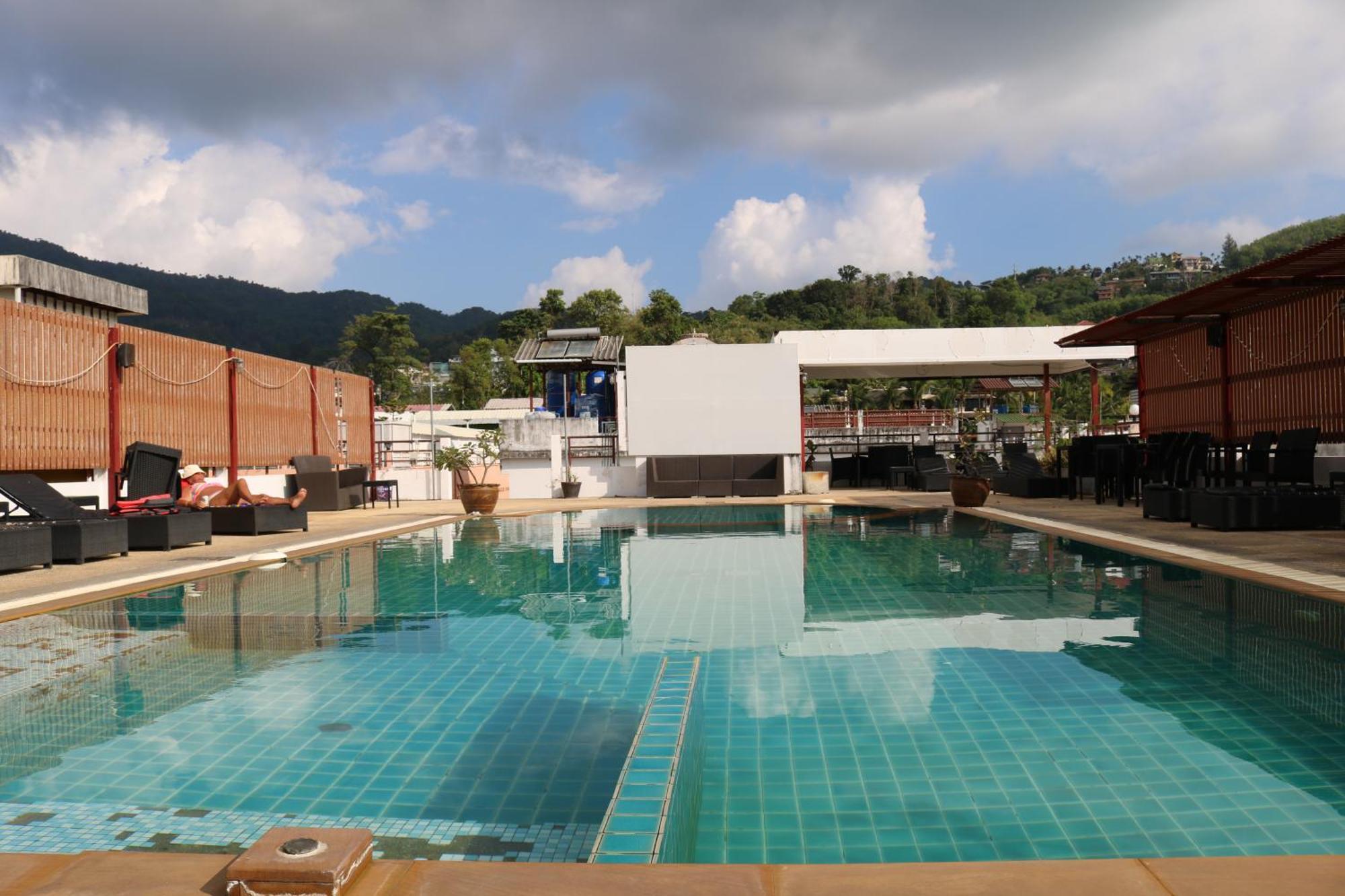 Diamond Crown Hotell Patong Eksteriør bilde